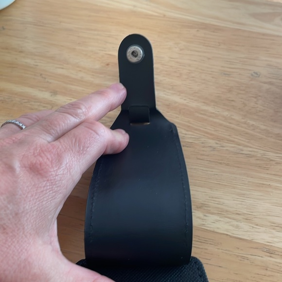 Disney Store Cast Exclusive Be Our Guest Lumiere Luggage Tag-NEW - Picture 6 of 11